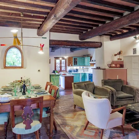 La Leopoldina 6, Emma Villa *